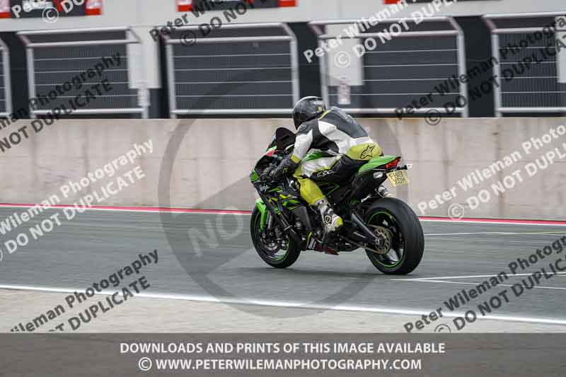 cadwell no limits trackday;cadwell park;cadwell park photographs;cadwell trackday photographs;enduro digital images;event digital images;eventdigitalimages;navarra;no limits trackdays;peter wileman photography;racing digital images;trackday digital images;trackday photos